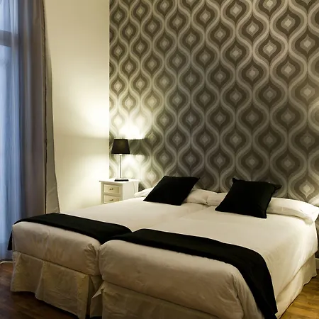 Super Balmes Szálloda 3*